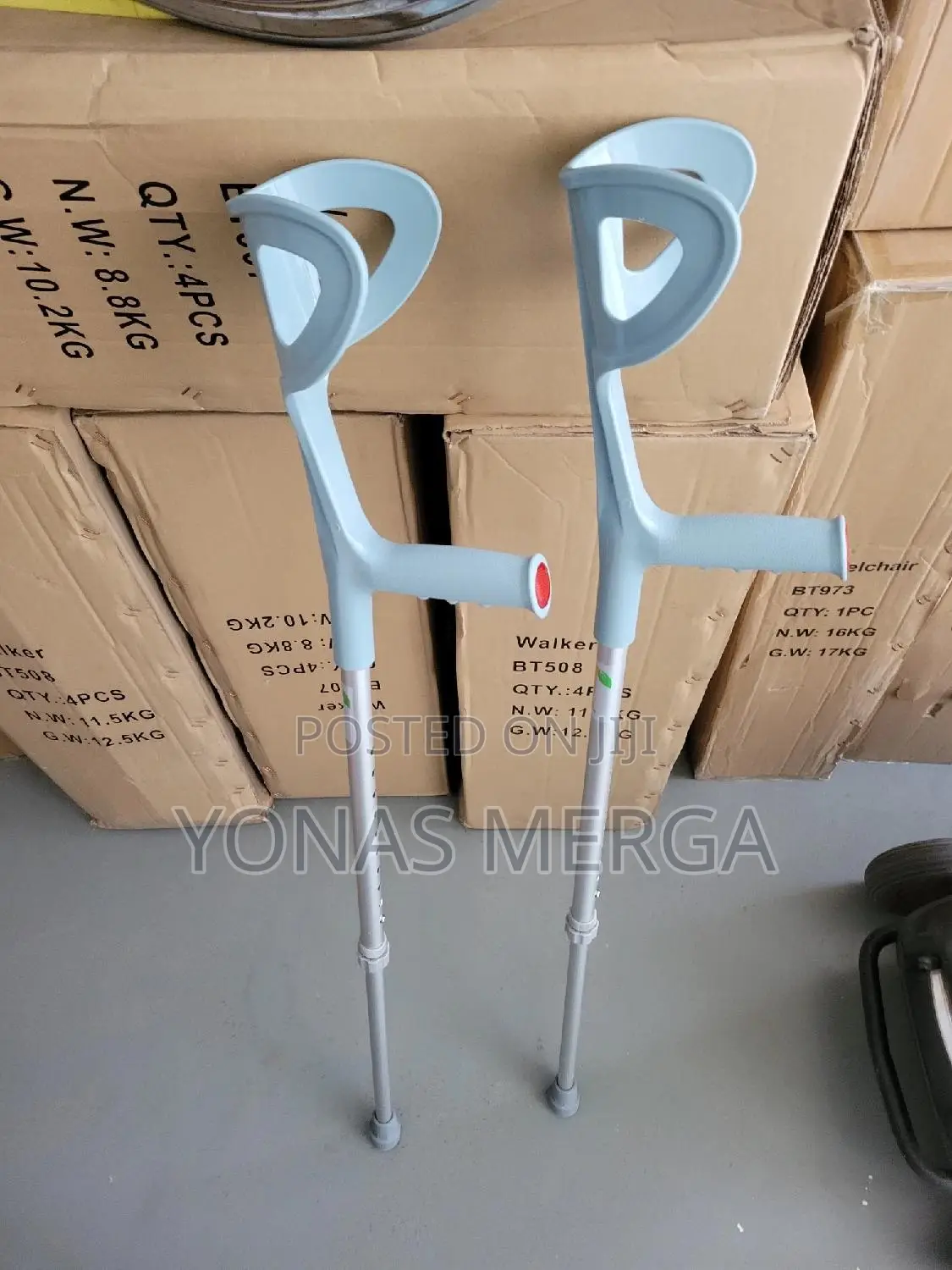 Crutches Adapt to the User's Height哈crutches宙kranch含crunch