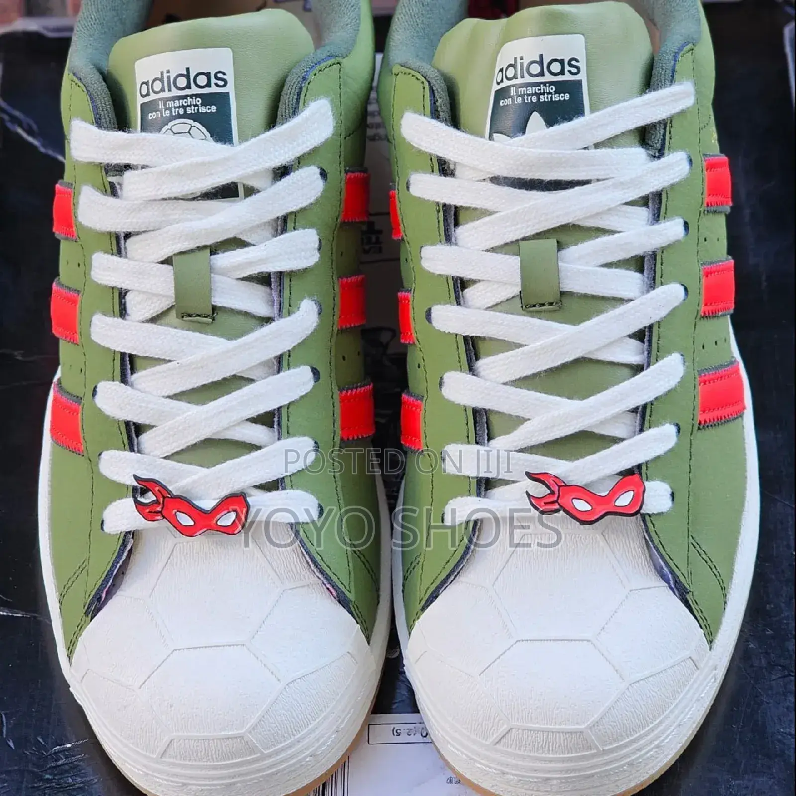 Adidas Old School