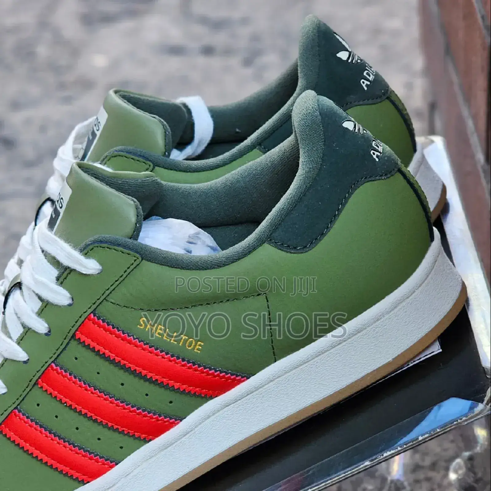 Adidas Old School