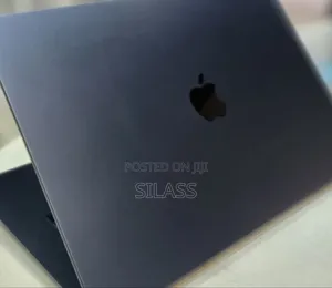 Photo - New Laptop Apple MacBook Air 2023 M2 8GB Intel Core I7 SSD 512GB