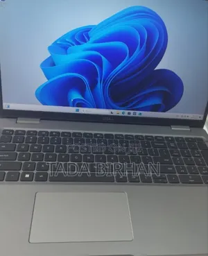 Photo - New Laptop Dell Latitude 5310 16GB Intel Core I5 SSD 512GB