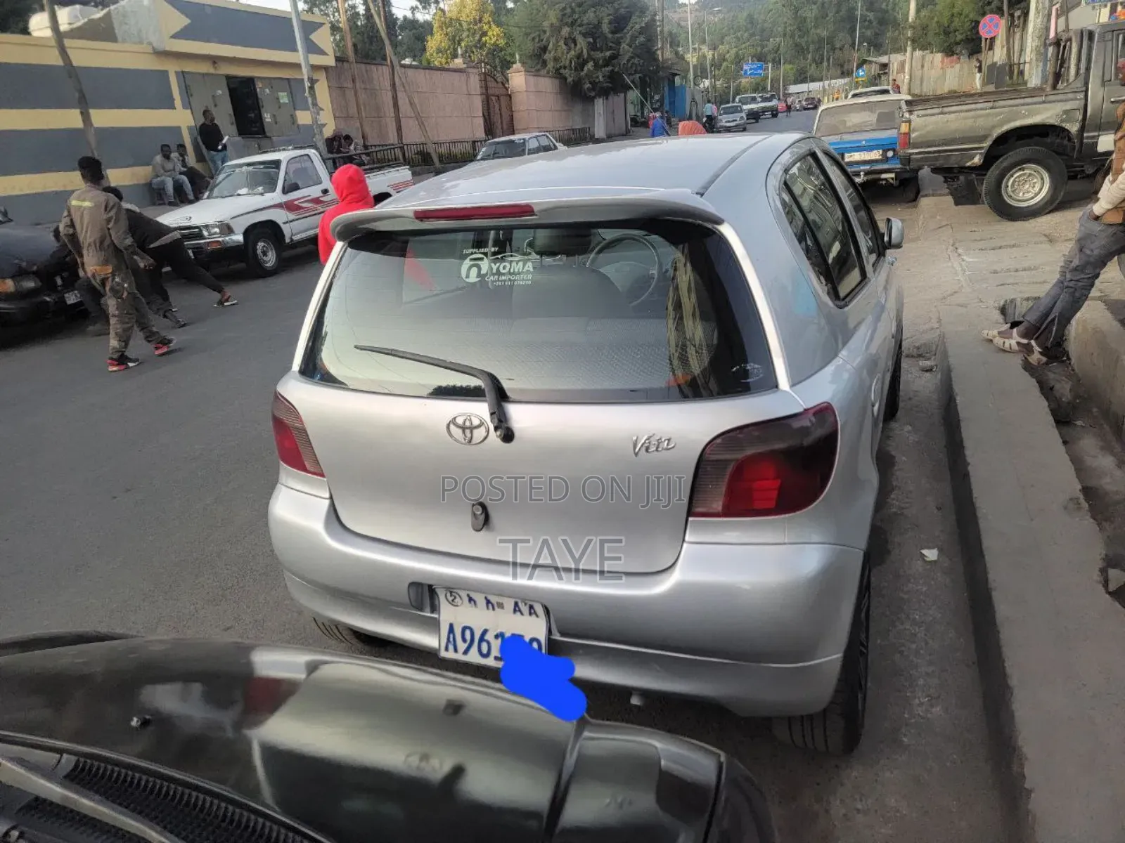 Toyota Vitz 2001 Silver