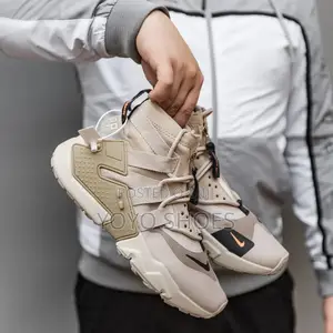 Nike Grip Fashion Shoes