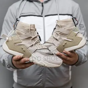 Nike Grip Fashion Shoes