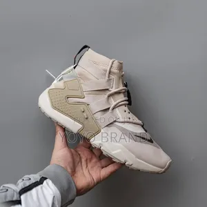 Nike Grip Fashion Shoes