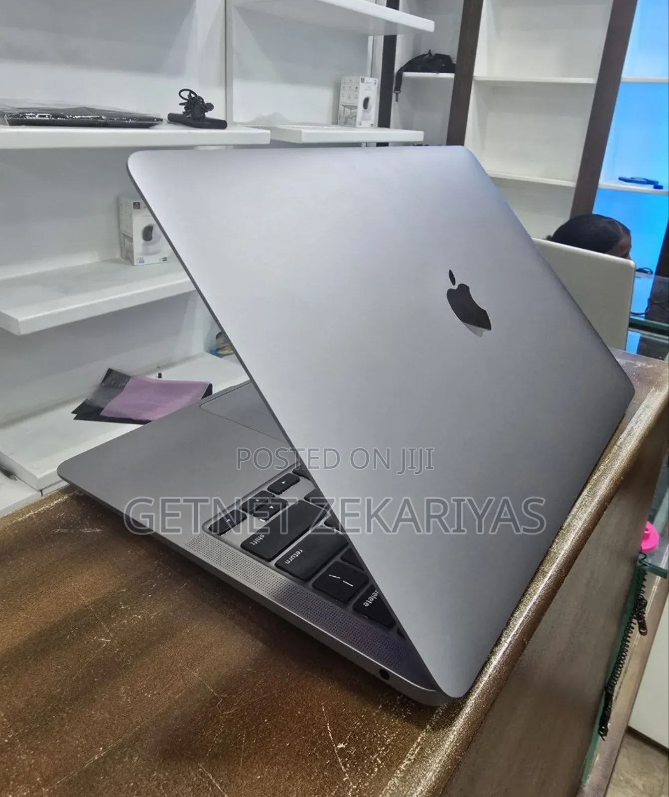 New Laptop Apple MacBook Air 8GB Apple M1 SSD 256GB