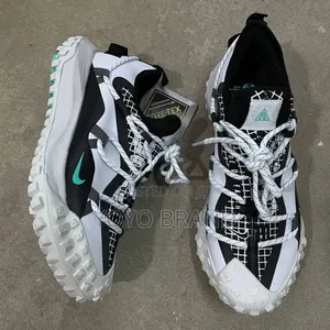 Photo - Nike Cg Gore-Tex Fashion