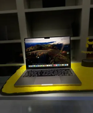 New Laptop Apple MacBook Pro 2023 M3 14-Inch 8GB Apple M3 SSD 512GB