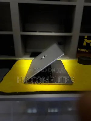 New Laptop Apple MacBook Pro 2023 M3 14-Inch 16GB Apple M3 SSD 512GB