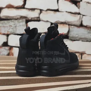 Nike Lunar Force Fashion Shoes