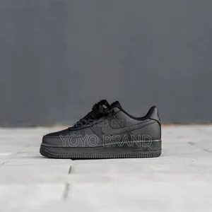 Nike Air Force Black