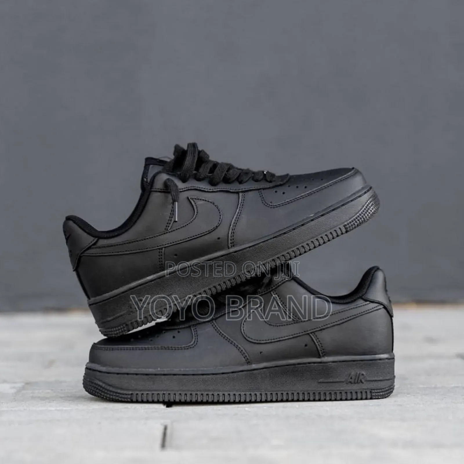 Nike Air Force Black