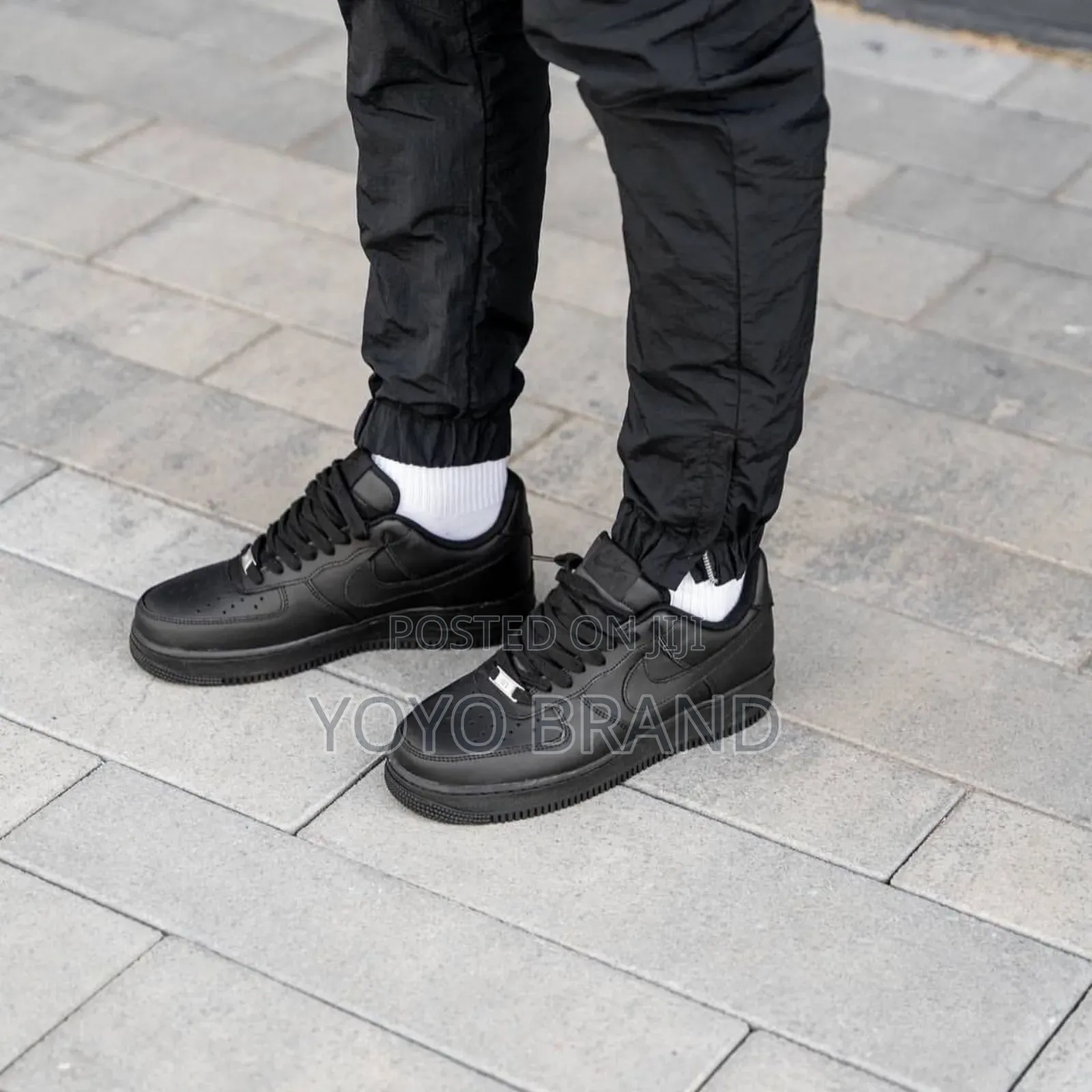 Nike Air Force Black