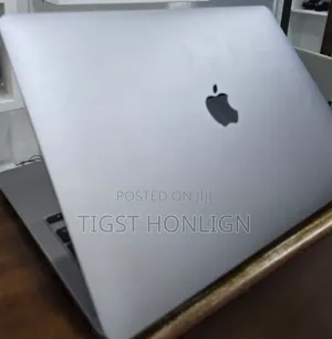 New Laptop Apple MacBook Air 2020 8GB Apple M1 SSD 256GB