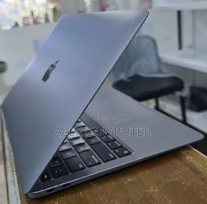 New Laptop Apple MacBook Air 2020 M1 8GB Intel Core I5 SSD 256GB