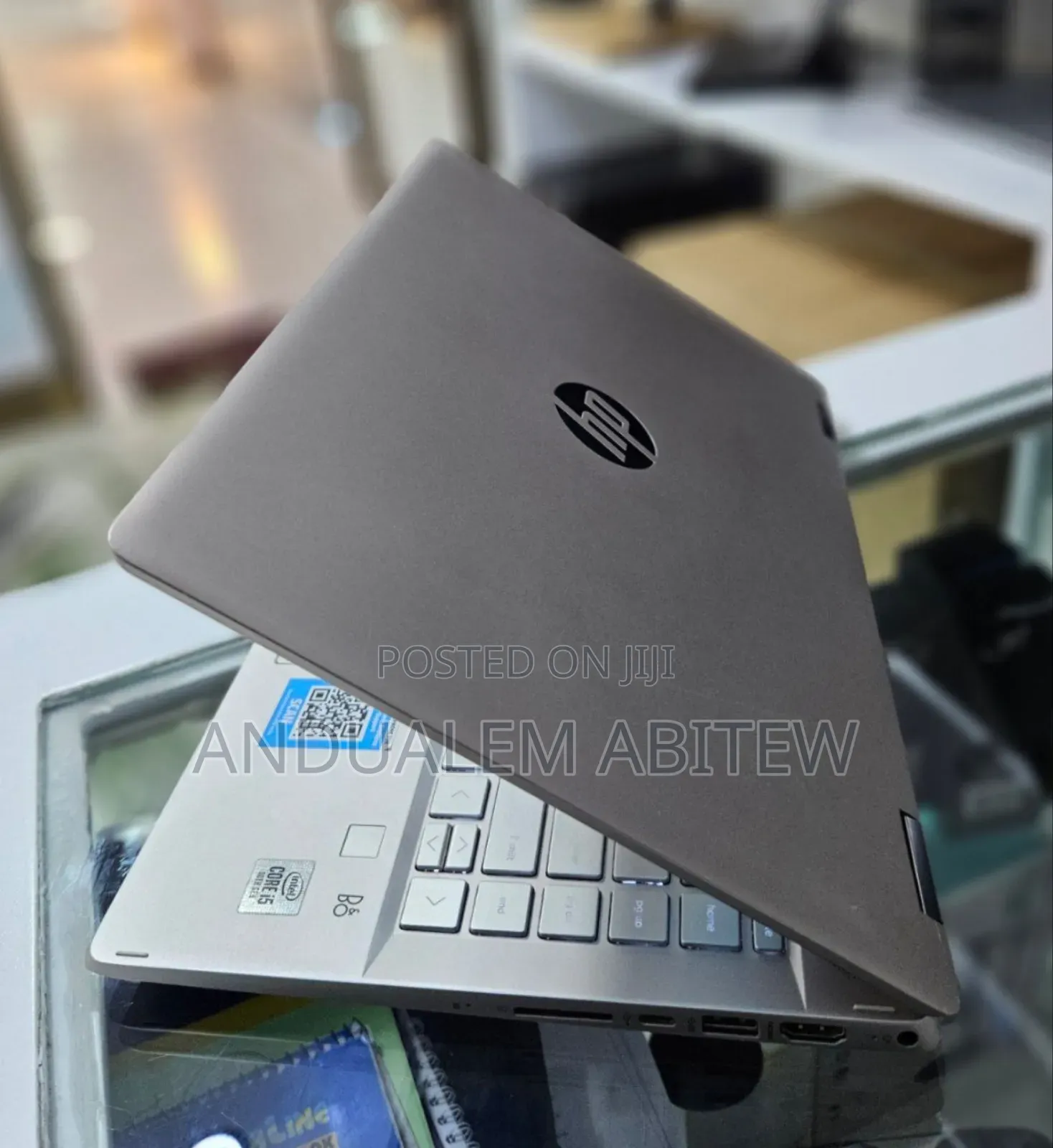 New Laptop HP Pavilion 14 8GB Intel Core I5 SSD 256GB