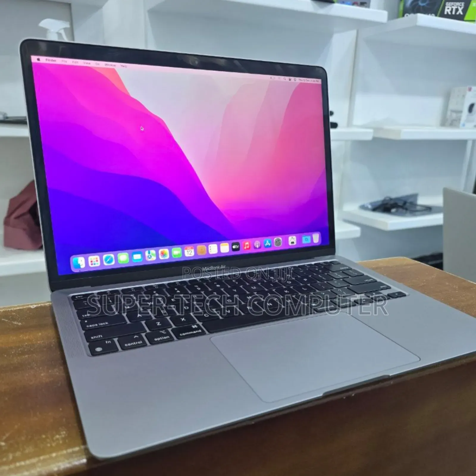 New Laptop Apple MacBook Air 2020 M1 8GB Apple M1 SSD 256GB