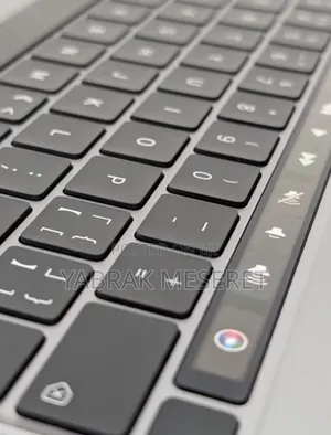 New Laptop Apple MacBook Pro 2020 M1 8GB Apple M1 Pro SSD 256GB