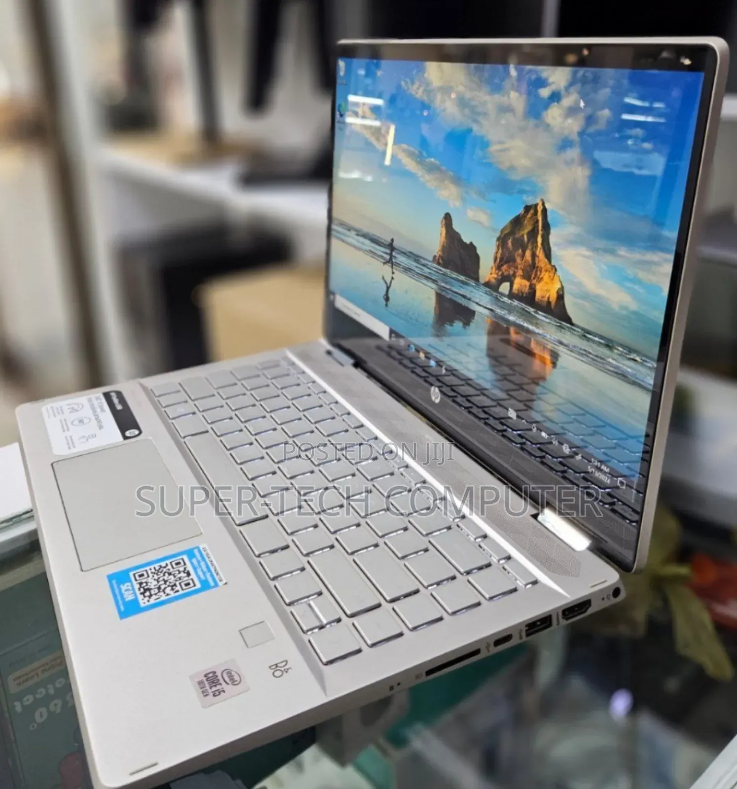 New Laptop HP Pavilion X360 8GB Intel Core I5 SSD 256GB