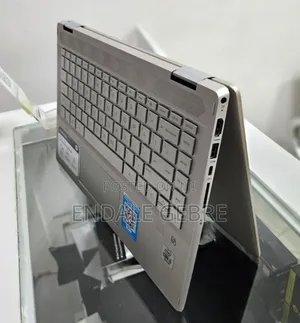 New Laptop HP Pavilion X360 8GB Intel Core I5 SSD 256GB