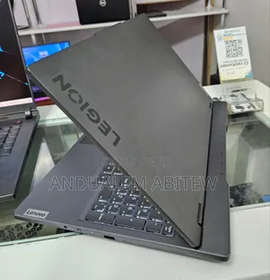 New Laptop Lenovo Legion 7 24GB Intel Core I7 SSD 1T