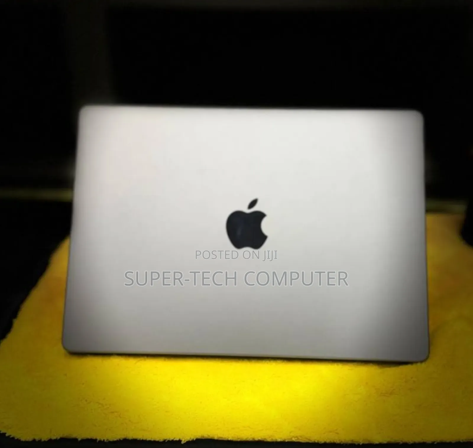 New Laptop Apple MacBook Pro 2023 M3 14-Inch 8GB Apple M3 SSD 512GB