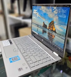 New Laptop HP Pavilion 14 8GB Intel Core I5 SSD 256GB