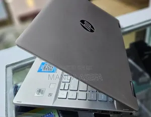 New Laptop HP Pavilion 14 8GB Intel Core I5 SSD 256GB