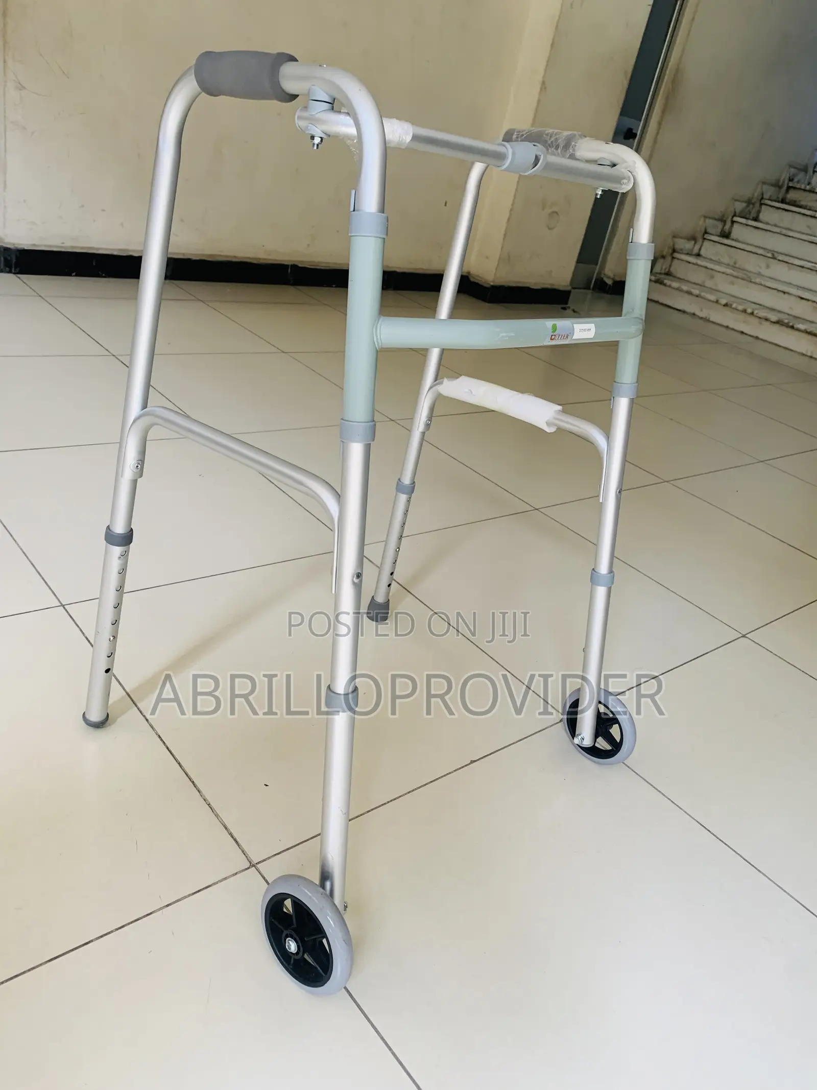 Aluminum Walker1walker1wlkwr1walker1walker1wlker1walking
