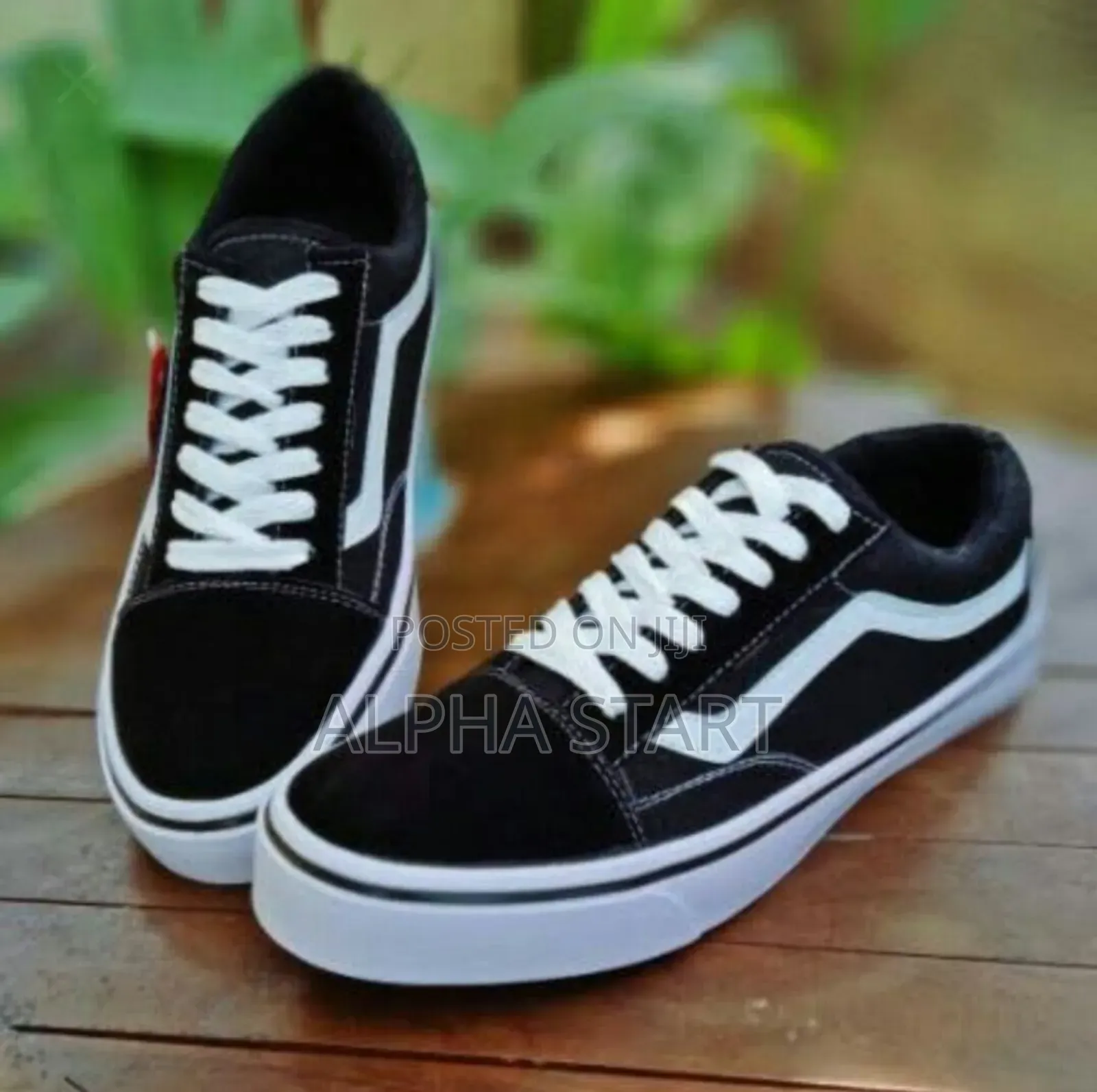 Vans Old School  Flat Shoes for You Made in Vietnam