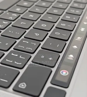 New Laptop Apple MacBook Pro 2020 M1 8GB Apple M1 SSD 256GB