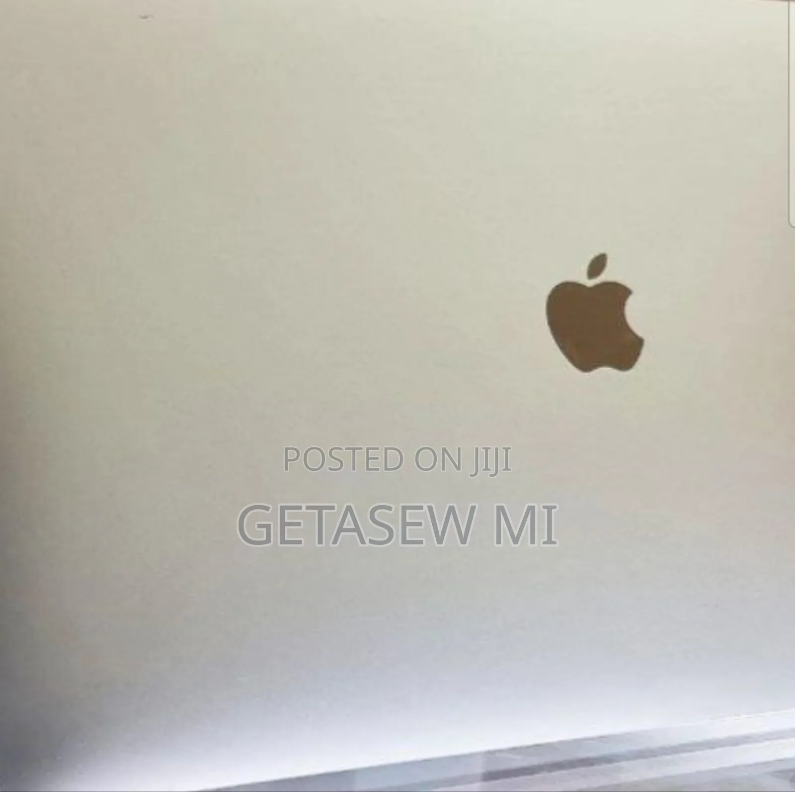 New Laptop Apple MacBook Pro 2019 16GB Intel Core I7 SSD 512GB