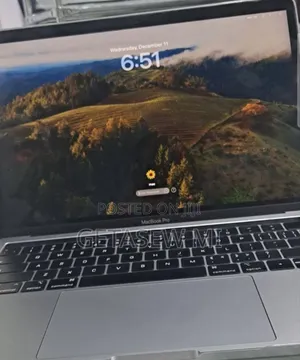 New Laptop Apple MacBook Pro 2019 16GB Intel Core I7 SSD 512GB