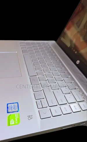 New Laptop HP Pavilion 10 16GB Intel Core I7 SSD 512GB