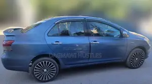 Toyota Yaris 2006 Blue