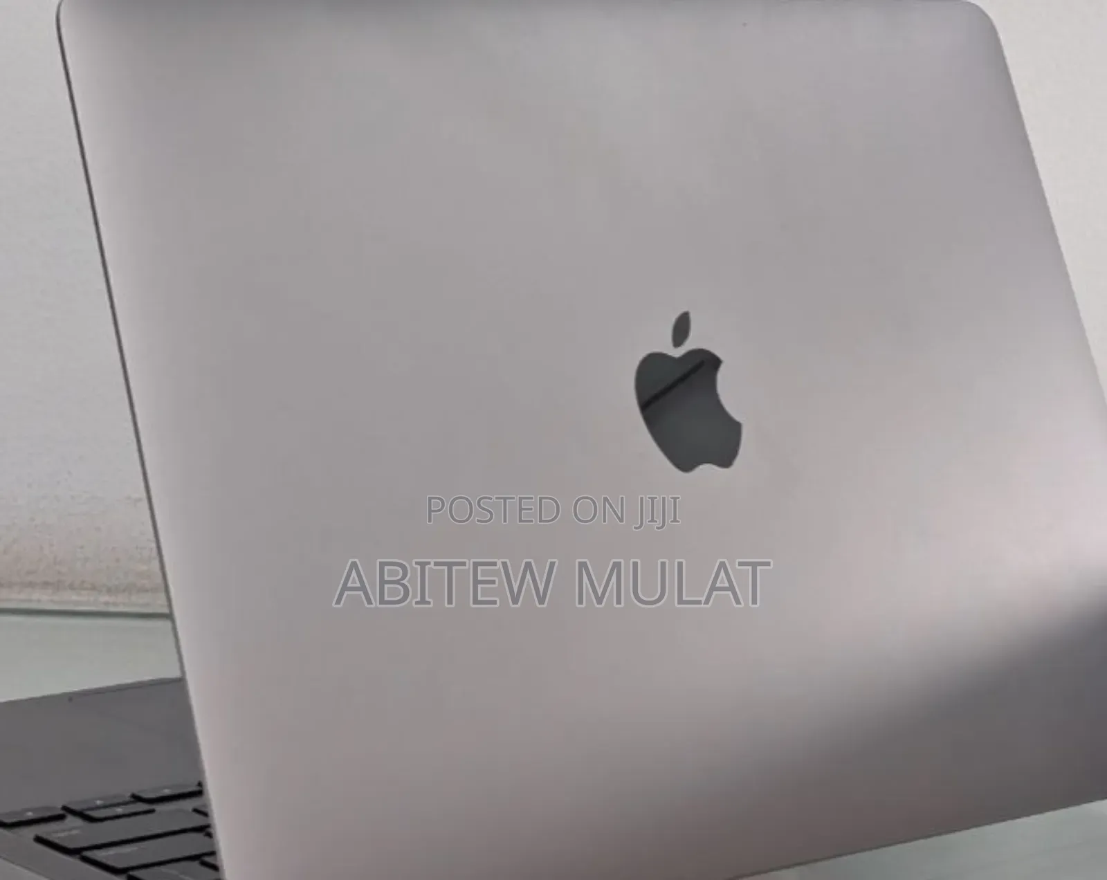 New Laptop Apple MacBook Air 2020 M1 8GB Apple M1 SSD 256GB