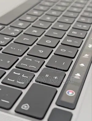 New Laptop Apple MacBook Pro M1 8GB Apple M1 SSD 256GB