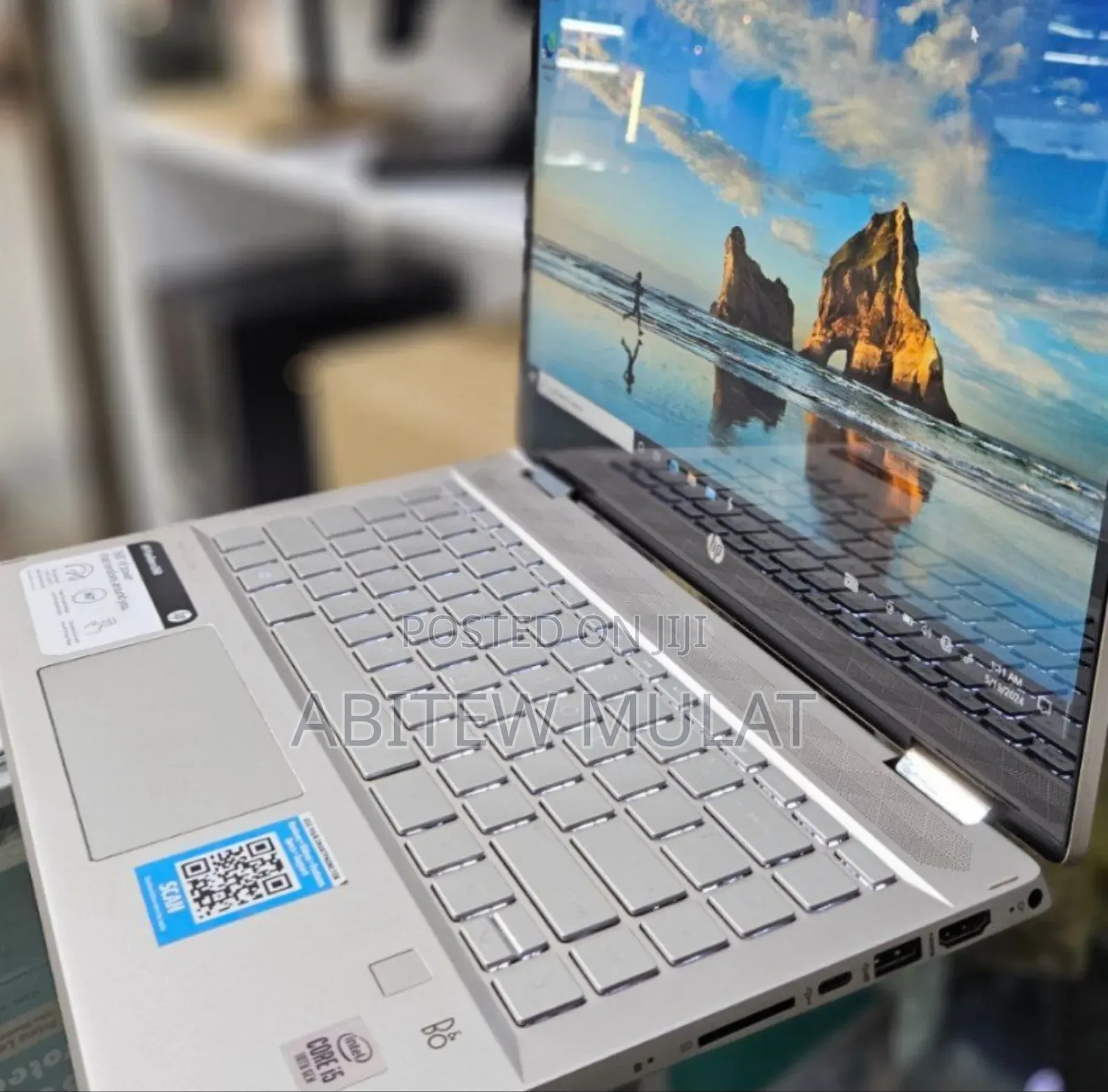 New Laptop HP Pavilion X360 8GB Intel Core I5 SSD 256GB