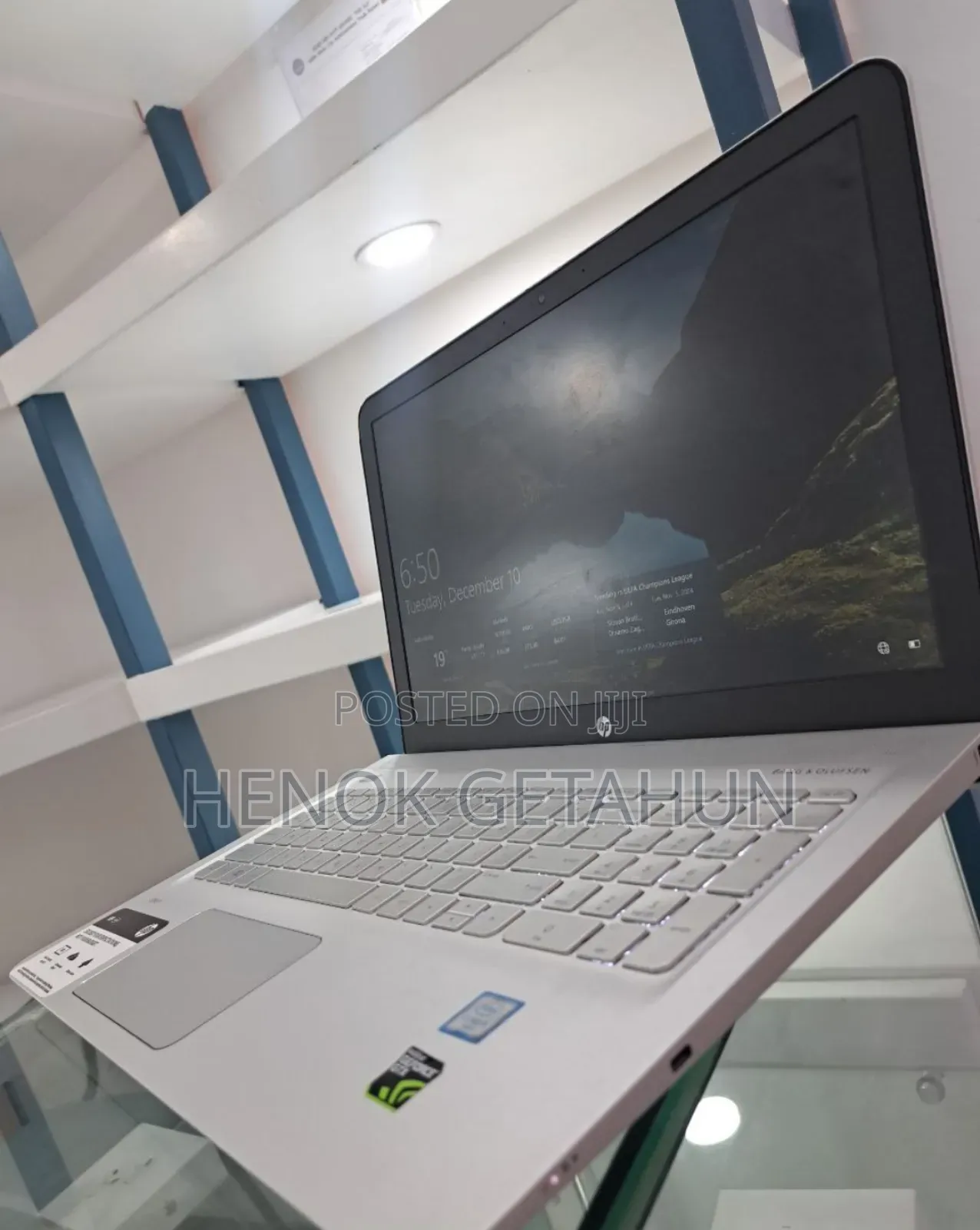 New Laptop HP Envy X360 8GB Intel Core I5 SSD 1T