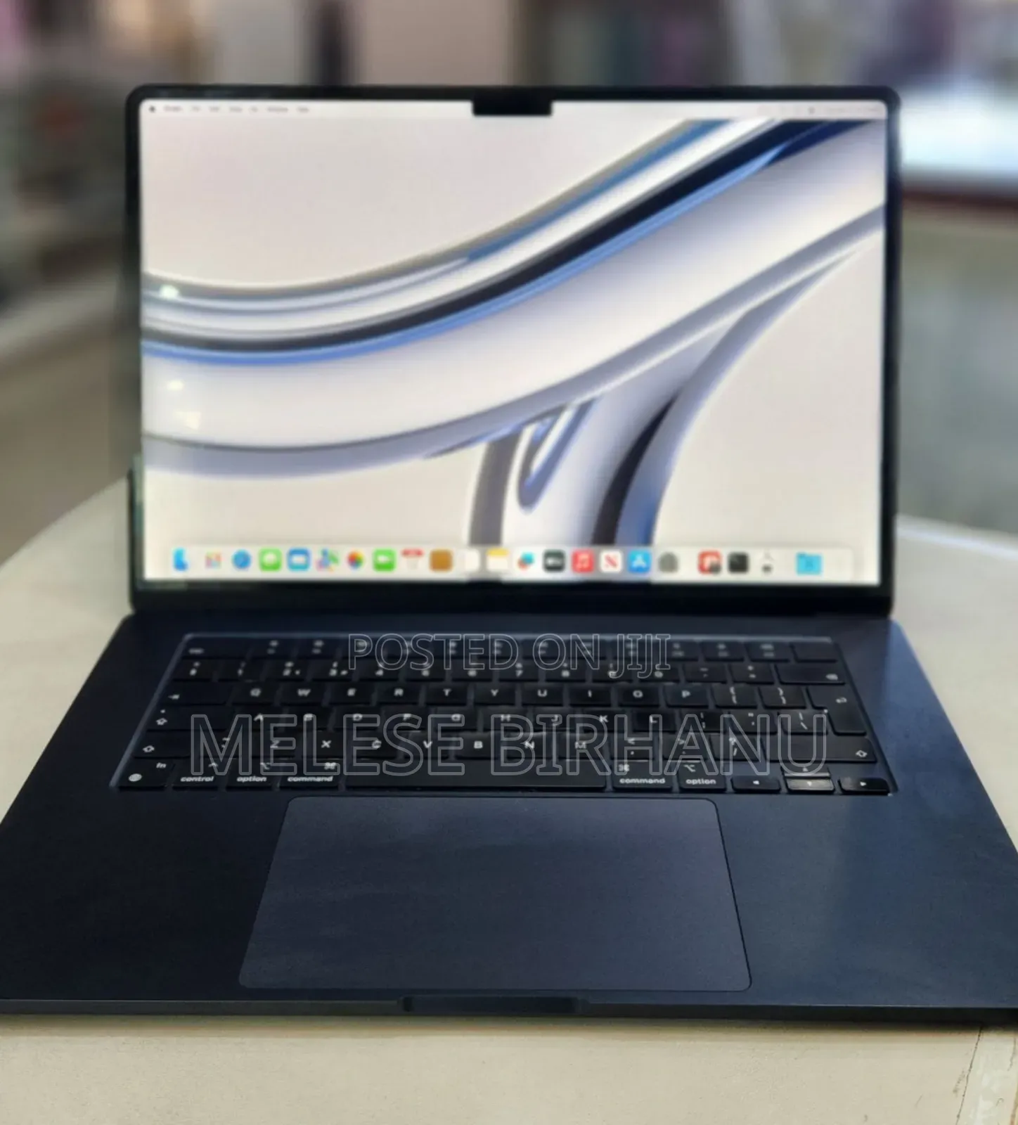 New Laptop Apple MacBook Air 2023 M2 8GB Apple M2 SSD 512GB