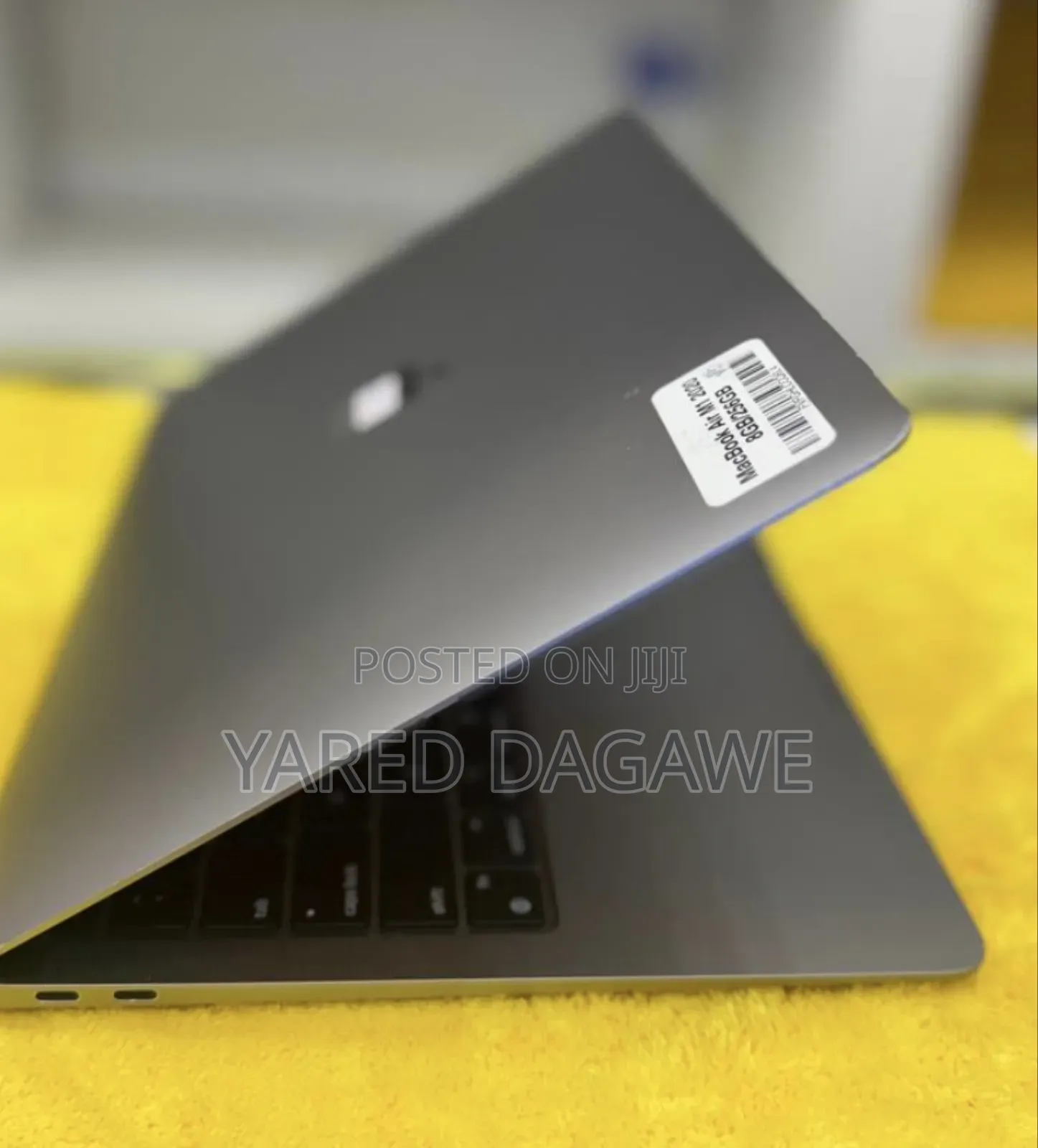 New Laptop Apple MacBook Air 2020 M1 8GB Apple M1 SSD 256GB