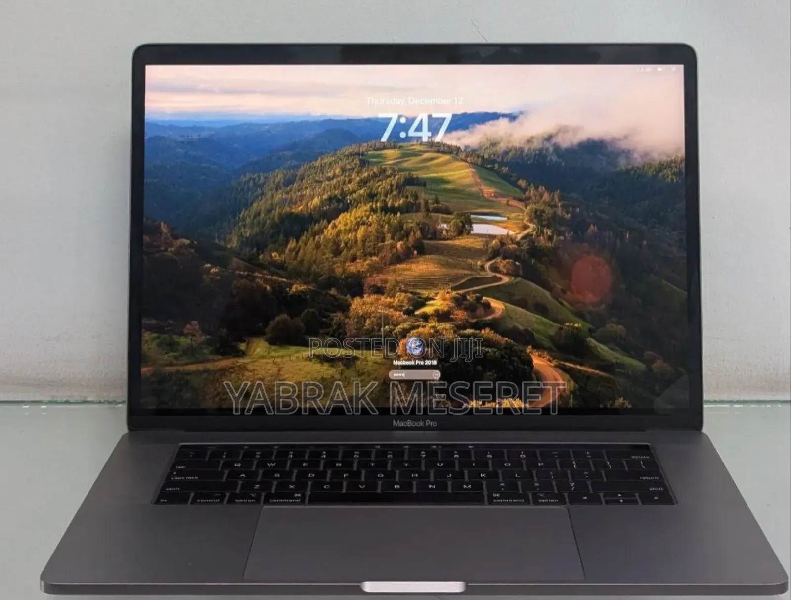 New Laptop Apple MacBook Pro 2018 16GB Intel Core I7 SSD 512GB