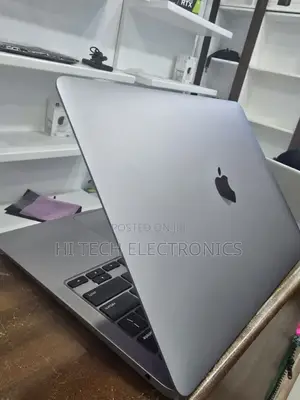 New Laptop Apple MacBook Air 2020 M1 8GB Apple M1 SSD 256GB