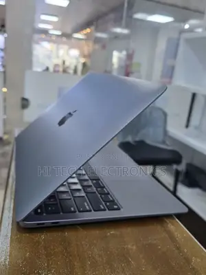 New Laptop Apple MacBook Air 2020 M1 8GB Apple M1 SSD 256GB