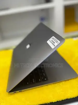 New Laptop Apple MacBook Air 2020 M1 8GB Apple M1 SSD 256GB