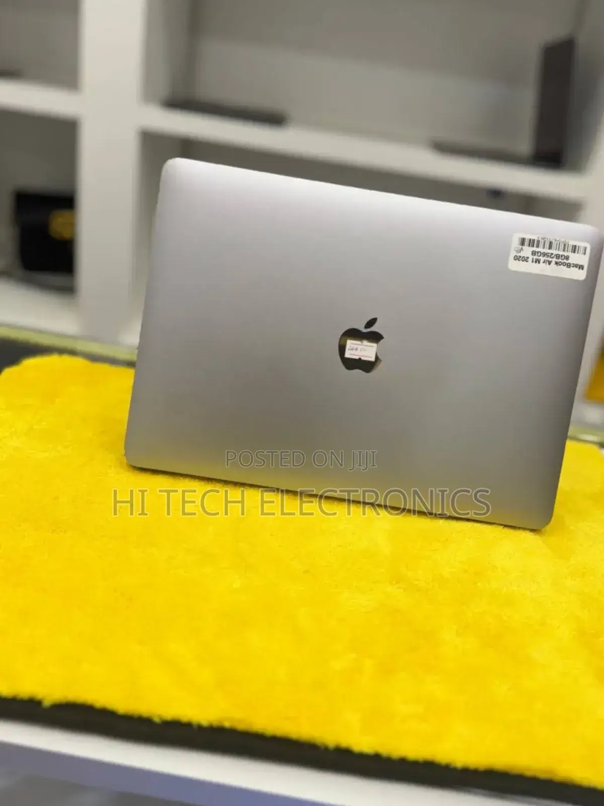 New Laptop Apple MacBook Air 2020 M1 8GB Apple M1 SSD 256GB