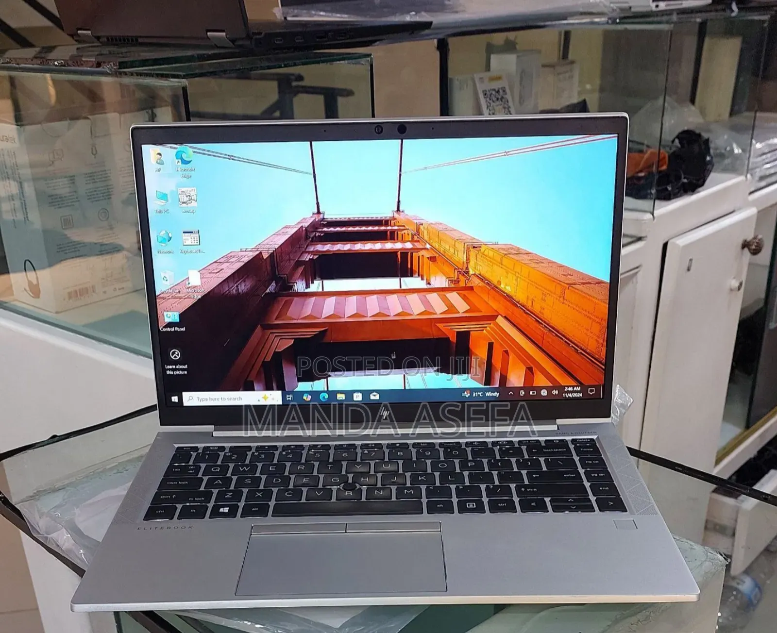 New Laptop HP EliteBook 840 G8 16GB Intel Core I7 SSD 512GB