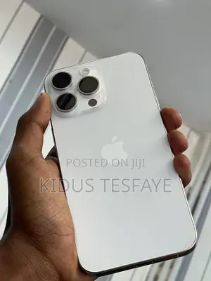 Photo - New Apple iPhone 15 Pro Max 256 GB White