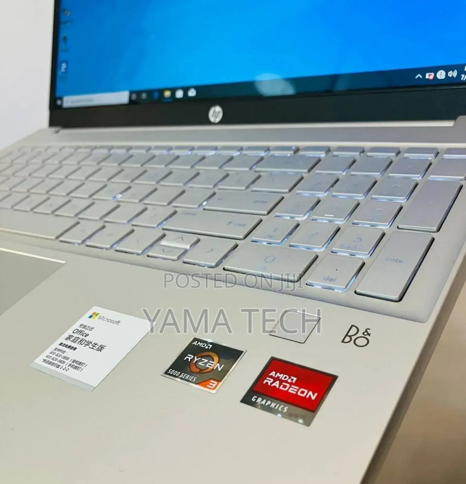 New Laptop HP Pavilion 15 8GB AMD Ryzen 3 SSD 256GB