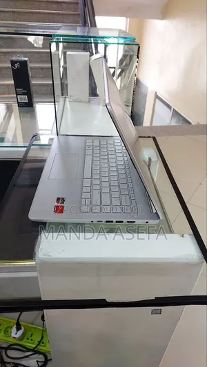 New Laptop HP Stream Notebook 8GB AMD Ryzen 5 SSD 512GB